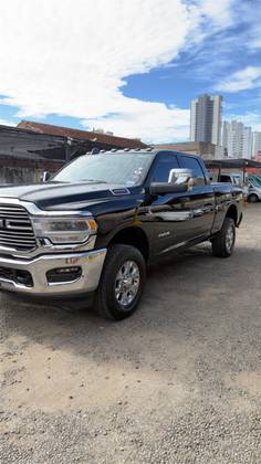 RAM 2500 6.7 I6 TURBO DIESEL LARAMIE CD 4X4 AUTOMÁTICO